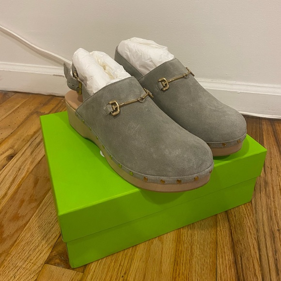 NEVER WORN Sam Edelman sage green clogs - Picture 2 of 4